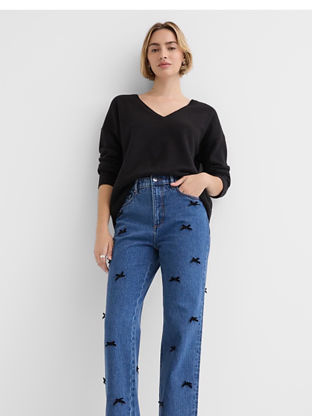 Velvet Bow High Rise Straight Jeans - Picture 3 of 3
